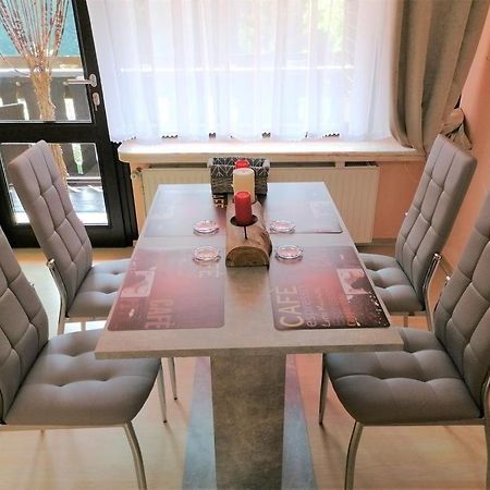 Top Ferienwohnung Mit Tiefgaragenstellplatz, Auch Fuer Laengere Aufenthalte Sasbachwalden Extérieur photo