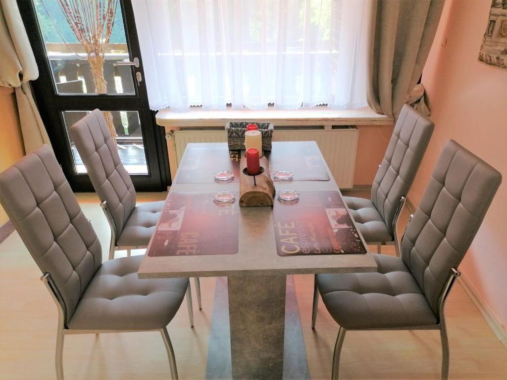 Top Ferienwohnung Mit Tiefgaragenstellplatz, Auch Fuer Laengere Aufenthalte Sasbachwalden Extérieur photo
